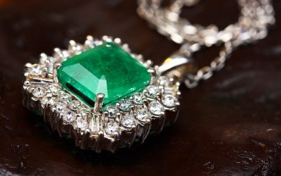 How To Easily Clean Jewelry At Home